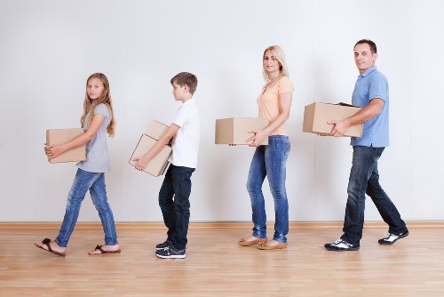 Local truck hire for a flat move in Kentish Town